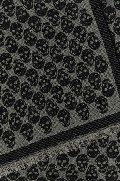 Alexander McQueen Skull Scarf 8353784A82Q 1062 unisex scarf in gray, product photo 2