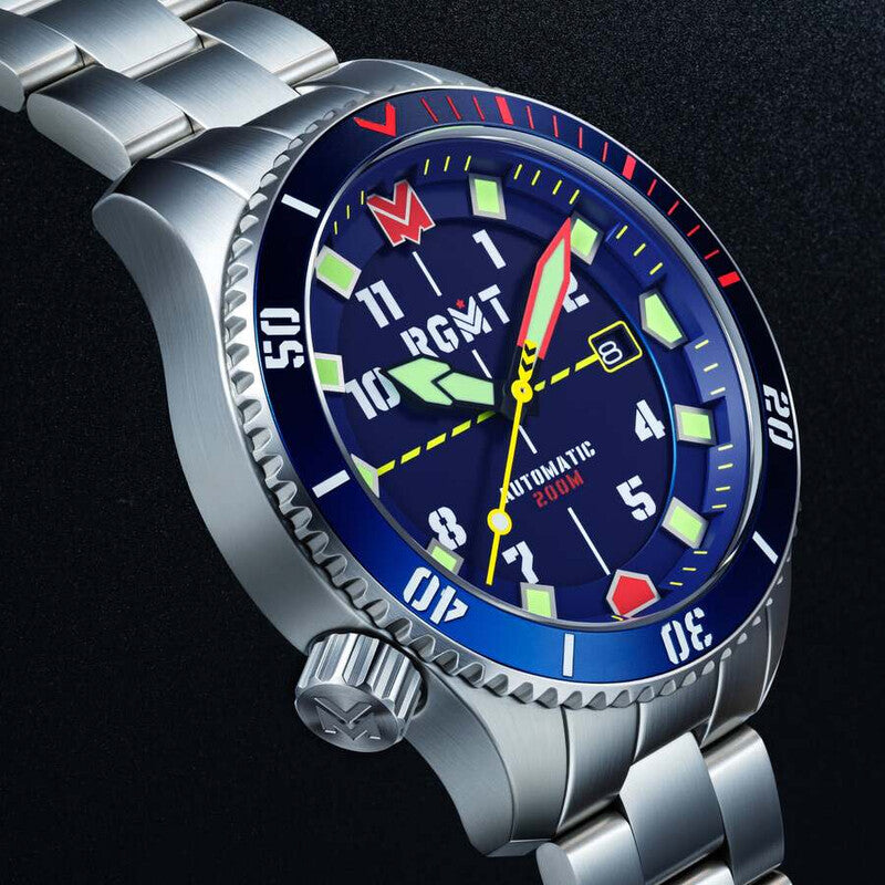 RGMT Recon Diver RG-8075-22 men's watch with blue dial